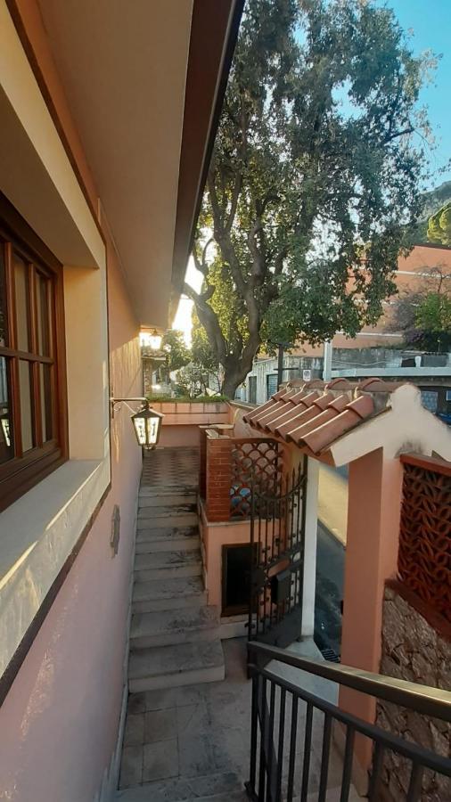 Casa Guardavaglia Apartment Taormina Bagian luar foto